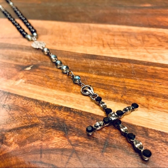 Glass Pearl and Swarovski Crystal Rosary Necklace - Picture 2 of 8